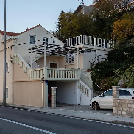 Appartamento Cetinic - Two Bedroom With Terrace And Sea View Ragusa
